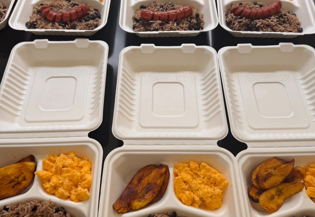 Desayunos corporativos empacados listos para entregar